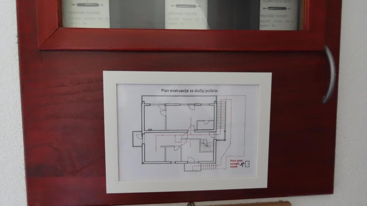 Apartments Kamelija 马林斯卡 外观 照片